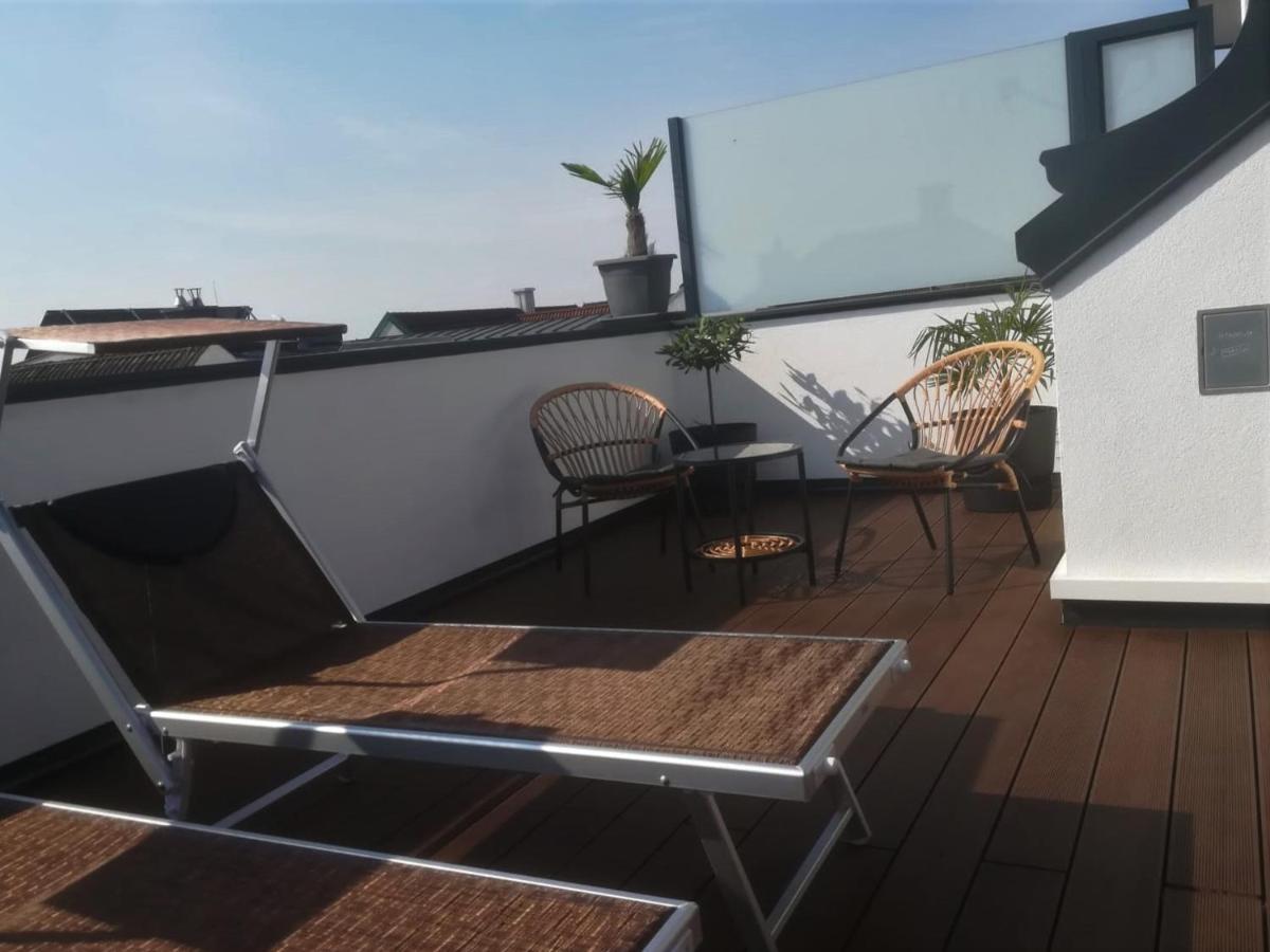 Penthouse Griemann 2 Fuer Max 4 Personen Mit Eigener Grosser Dachterrasse Zum Relaxen! Illmitz Eksteriør billede