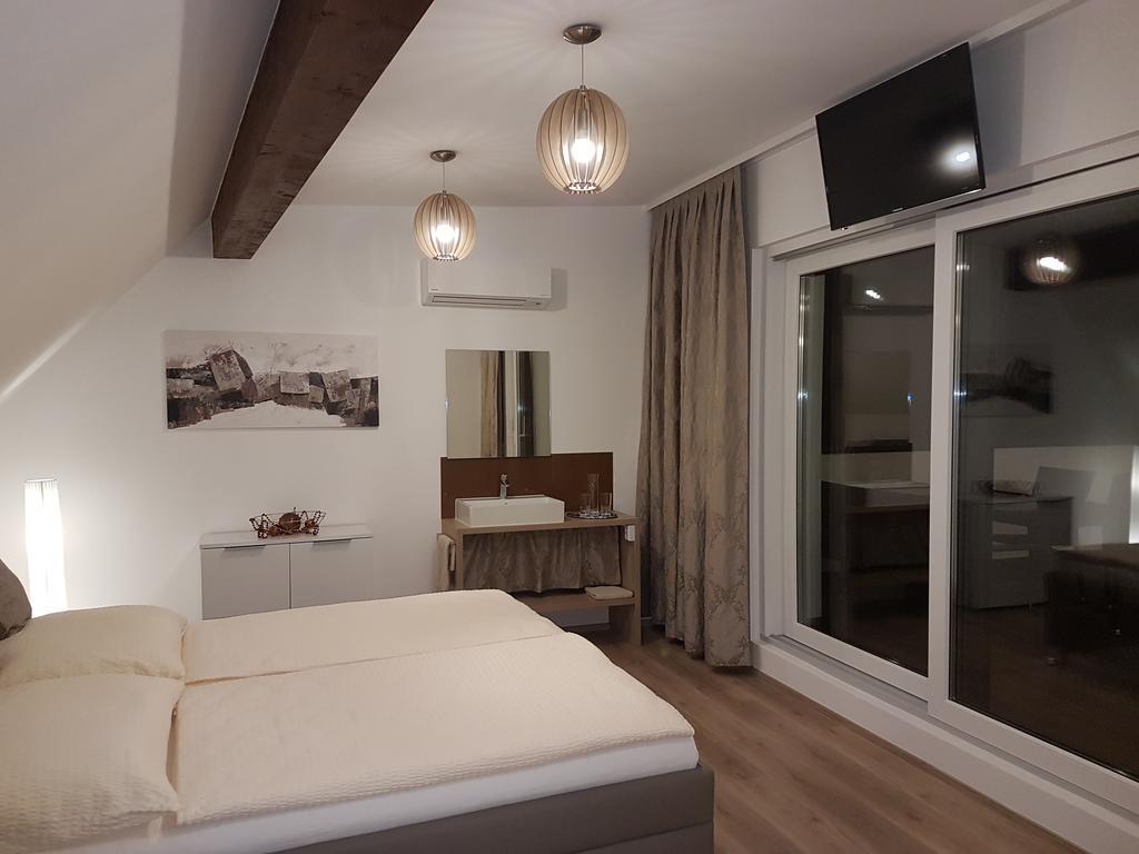 Penthouse Griemann 2 Fuer Max 4 Personen Mit Eigener Grosser Dachterrasse Zum Relaxen! Illmitz Eksteriør billede