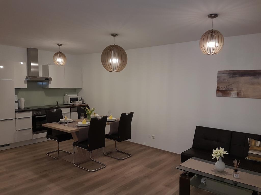 Penthouse Griemann 2 Fuer Max 4 Personen Mit Eigener Grosser Dachterrasse Zum Relaxen! Illmitz Eksteriør billede